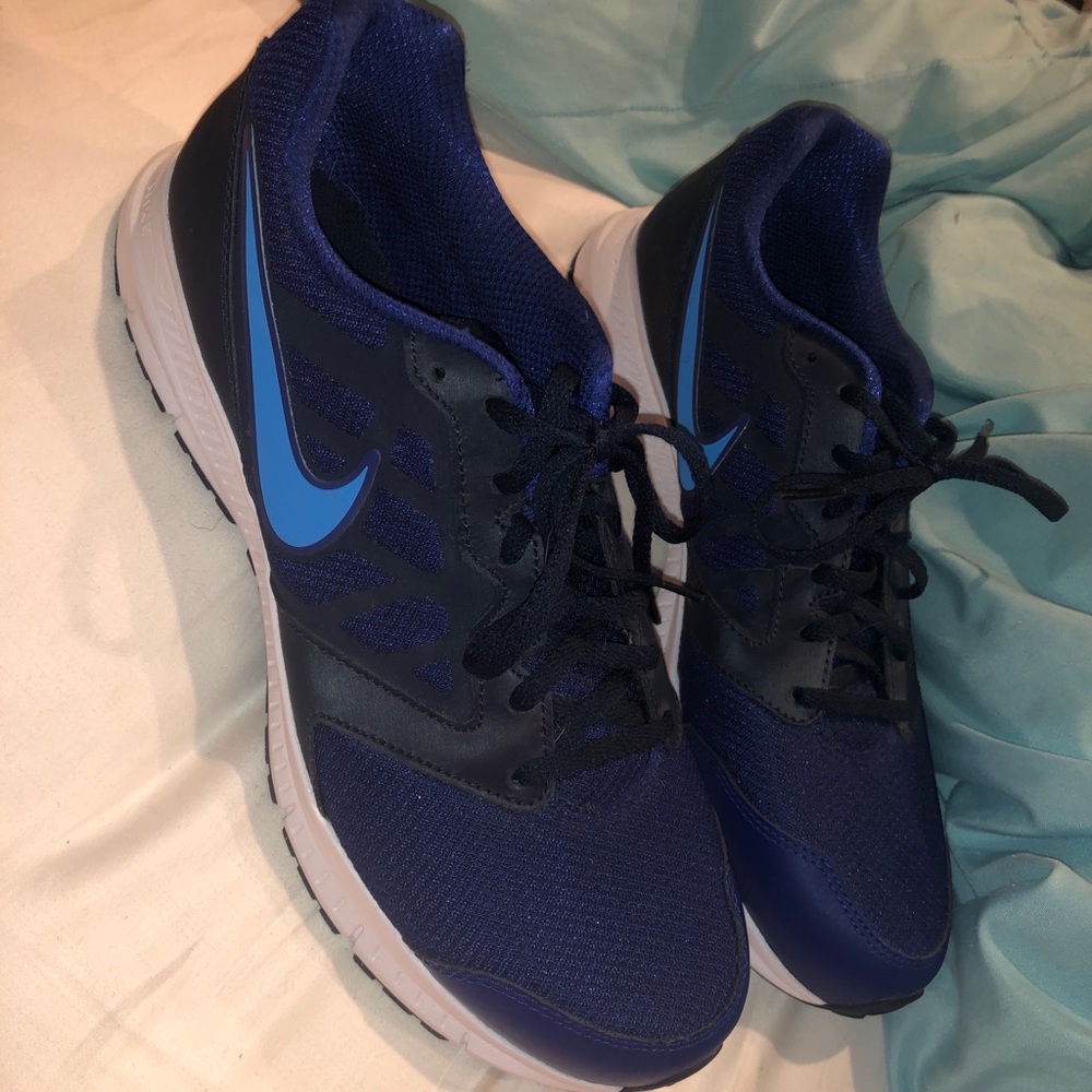 Men’s Nike Downshifter 6 size 11.5